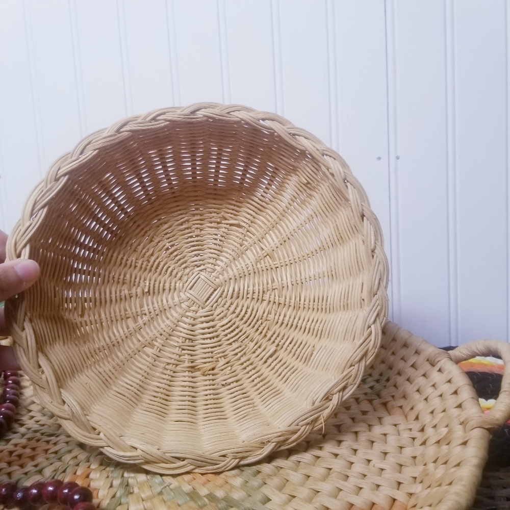Small Rattan Wicker Basket - Picture 3 of 5